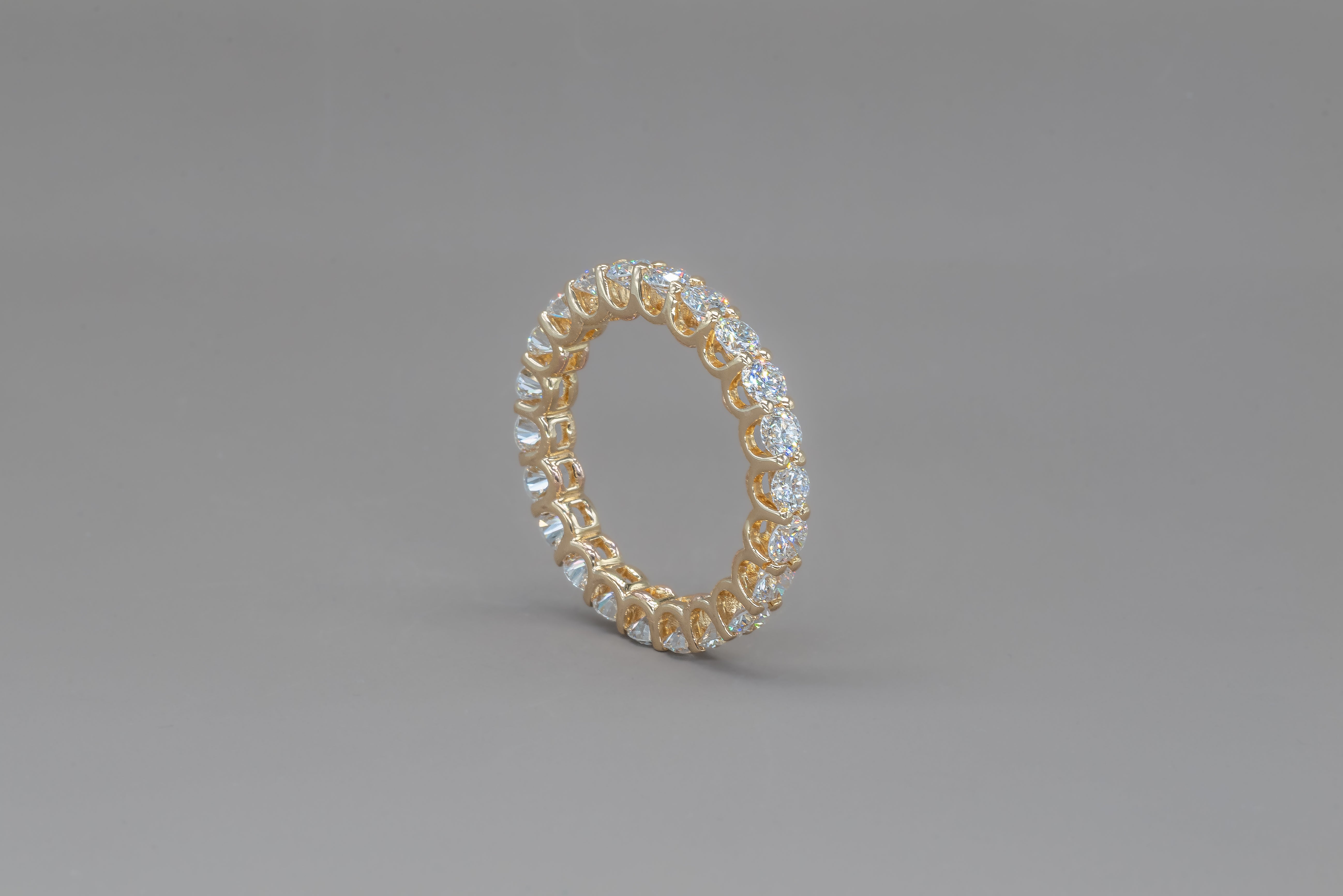 UPRONG ETERNITY RING