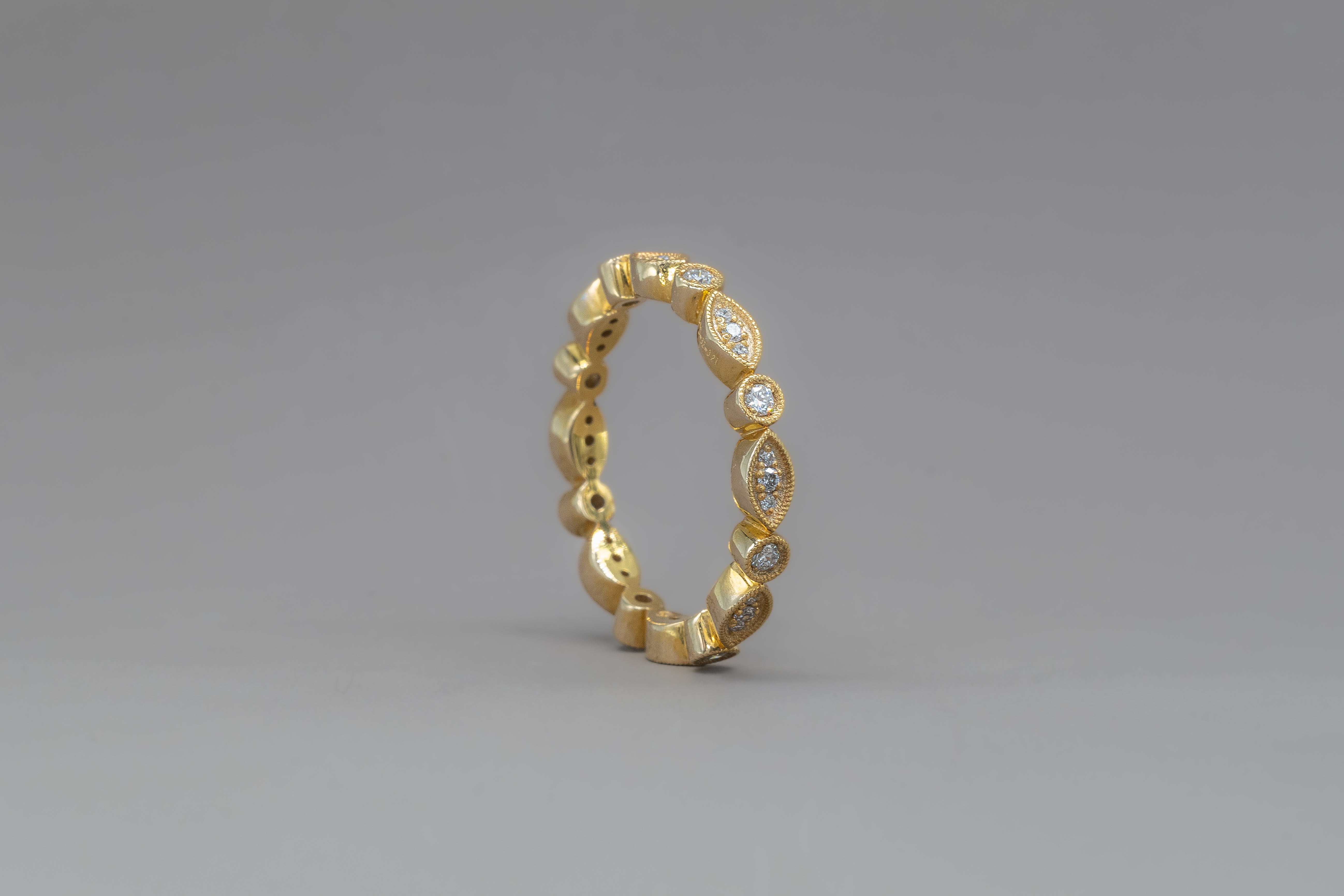 MARQUISE & ROUND RING