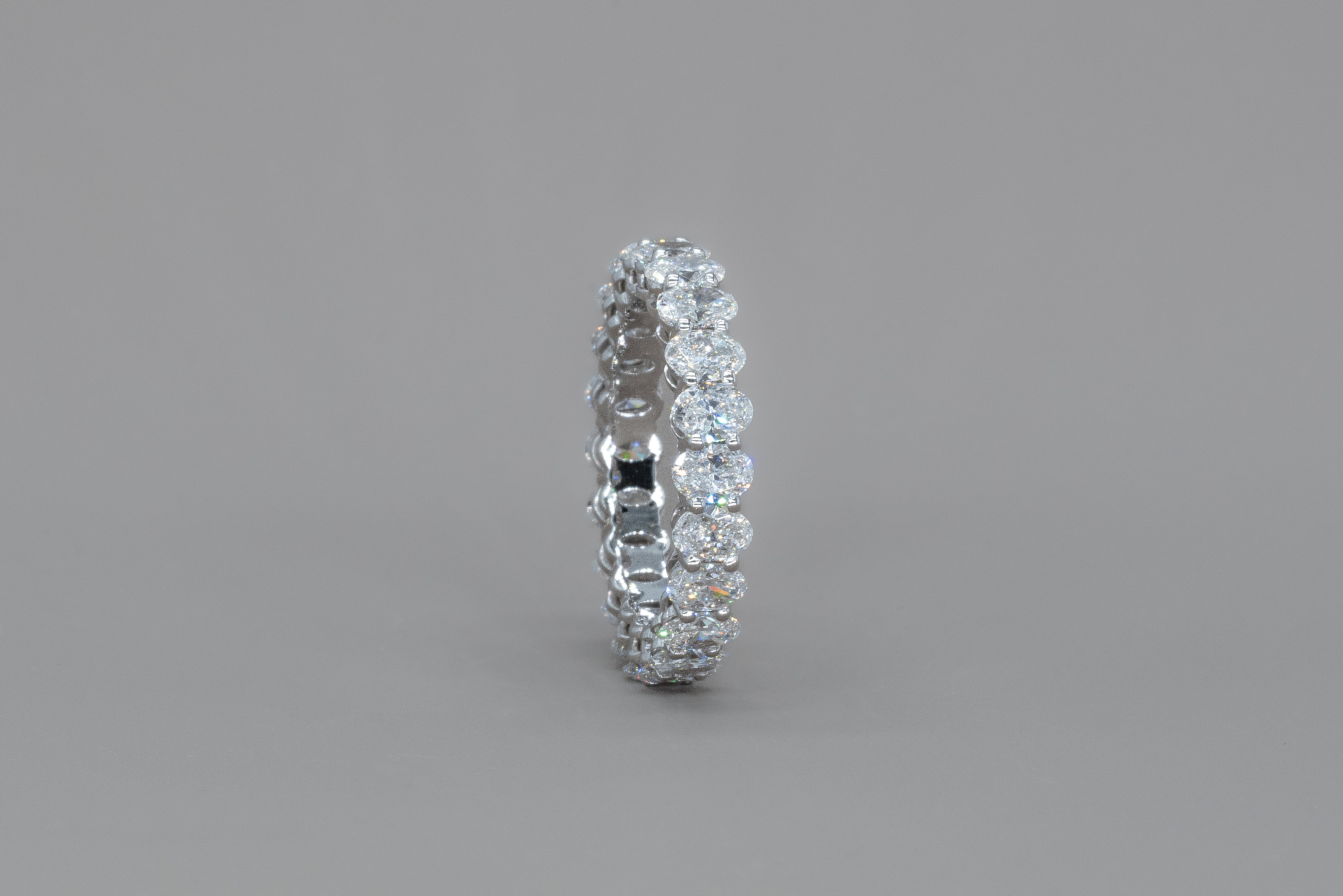 OVAL ETERNITY RING